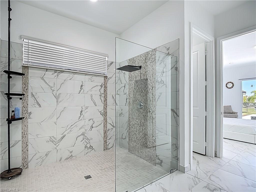 MAPLE RIDGE - Residential Lease