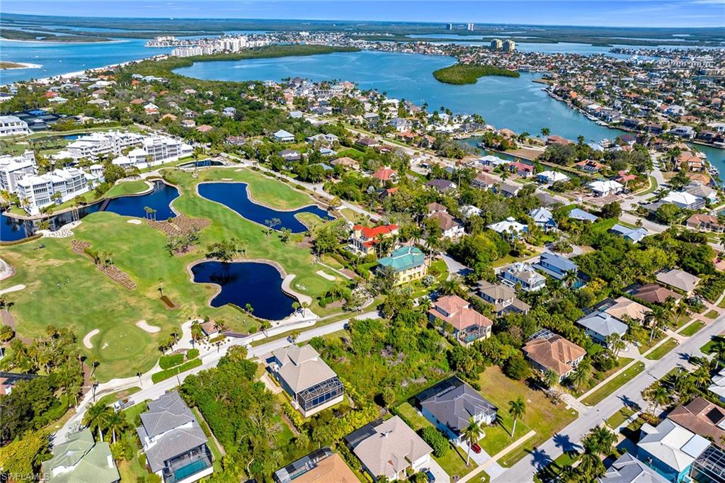 HIDEAWAY BEACH - Land