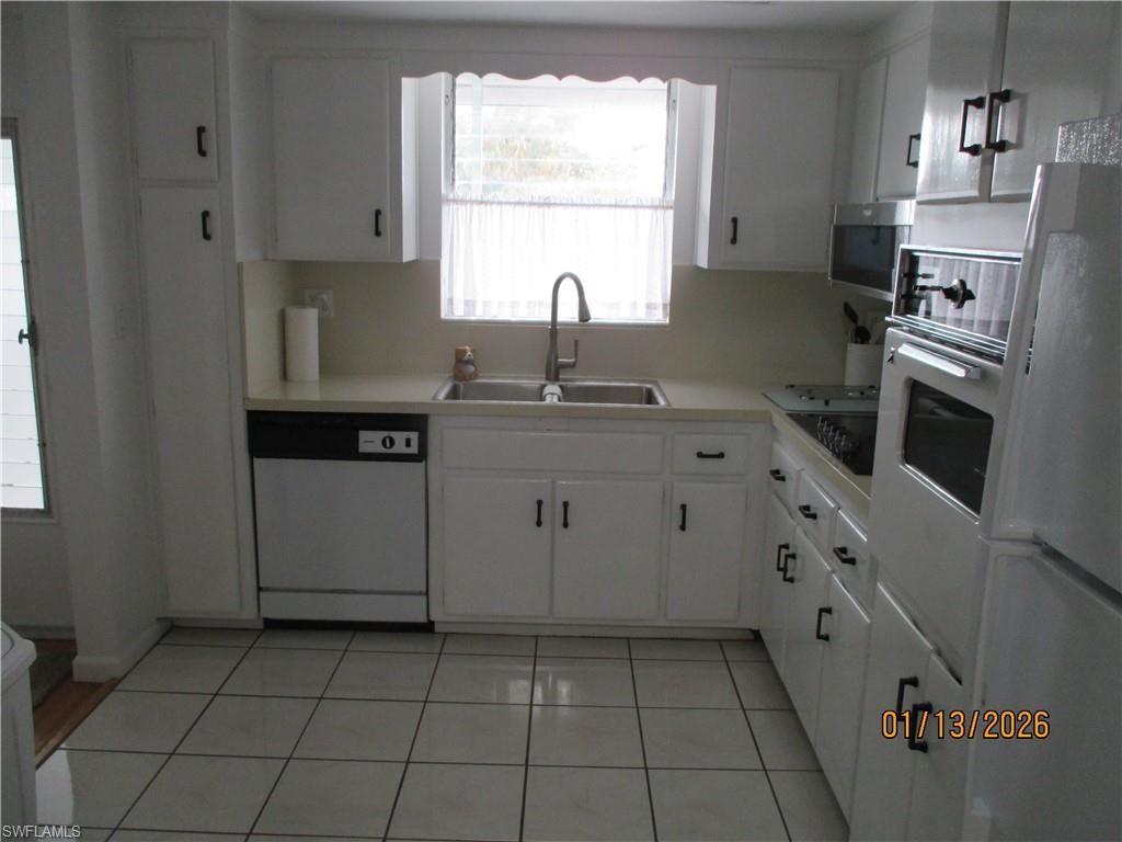 COUNTRY CLUB ESTATES CONDO - Residential