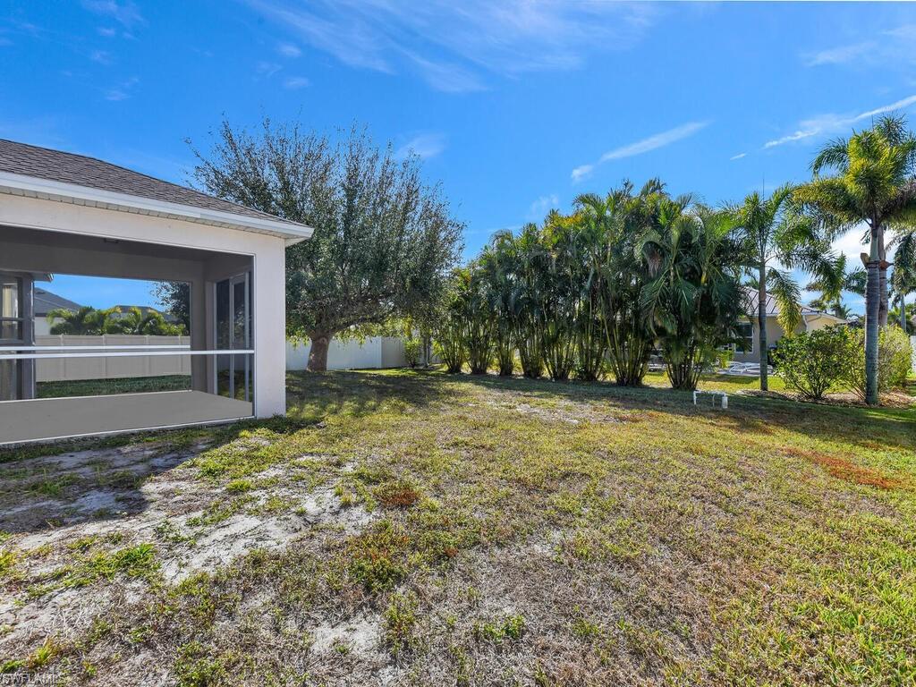 CAPE CORAL - Residential