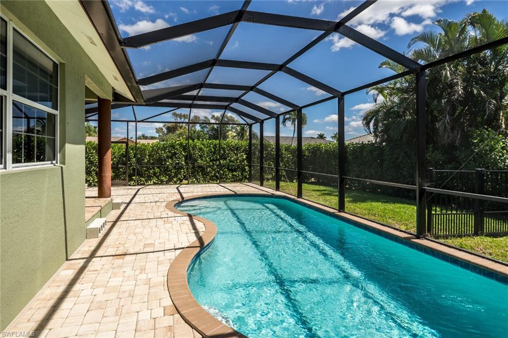 MARCO BEACH - Residential