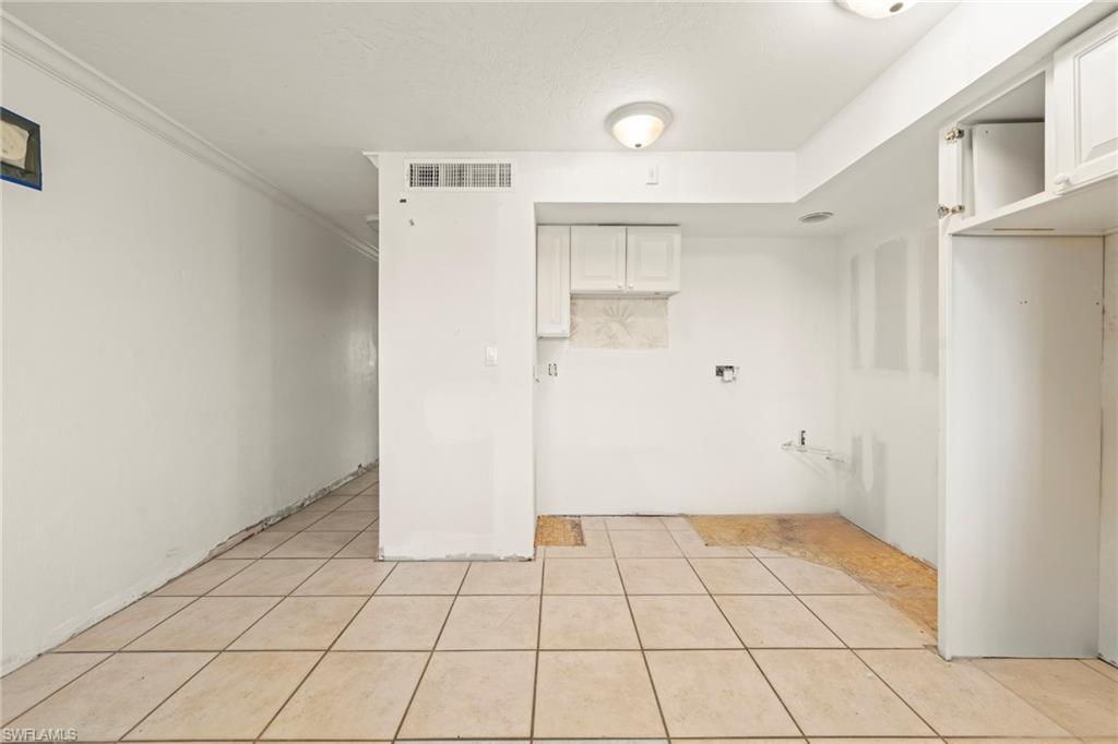 BAYSIDE VILLAS - Residential