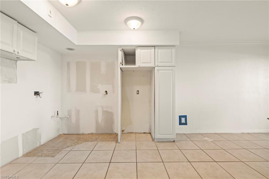 BAYSIDE VILLAS - Residential