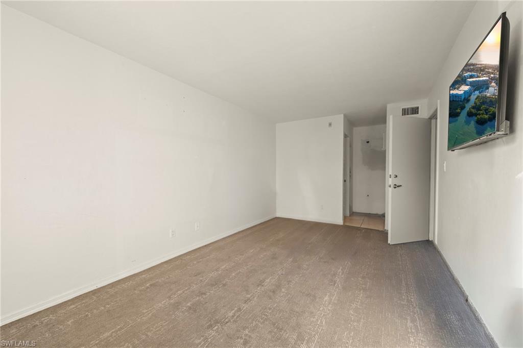 BAYSIDE VILLAS - Residential