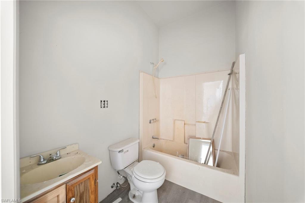 FORT MYERS - Residential