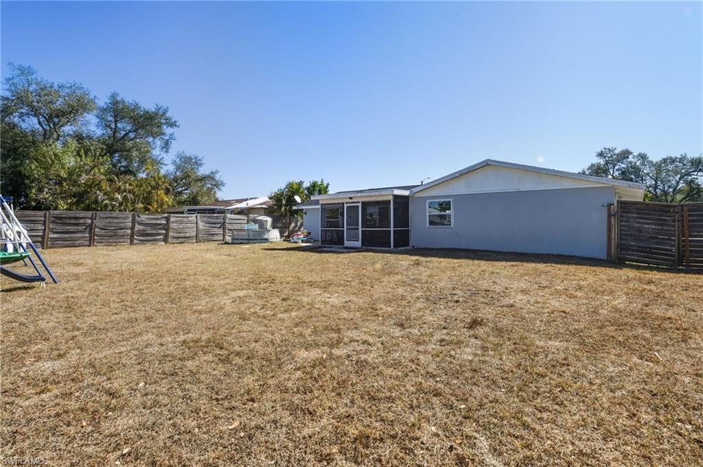 PORT CHARLOTTE - Residential