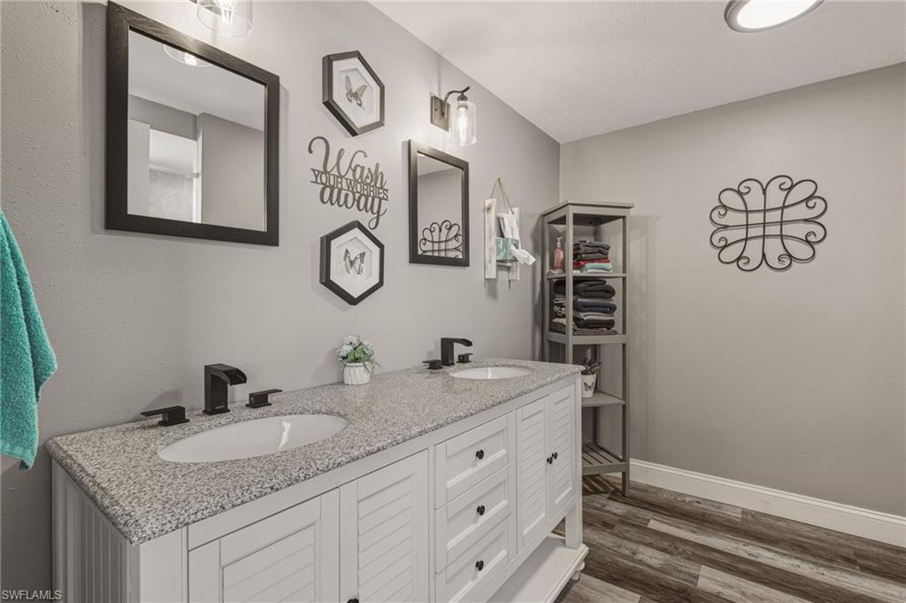 PORT CHARLOTTE - Residential