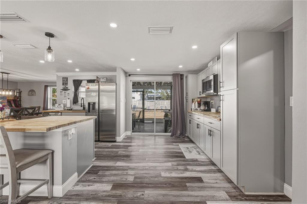 PORT CHARLOTTE - Residential