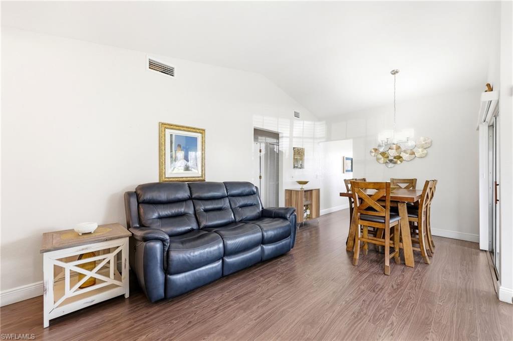 BEACON SQUARE - Residential