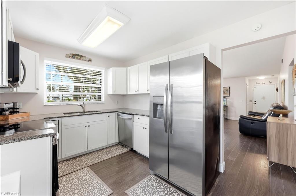 BEACON SQUARE - Residential