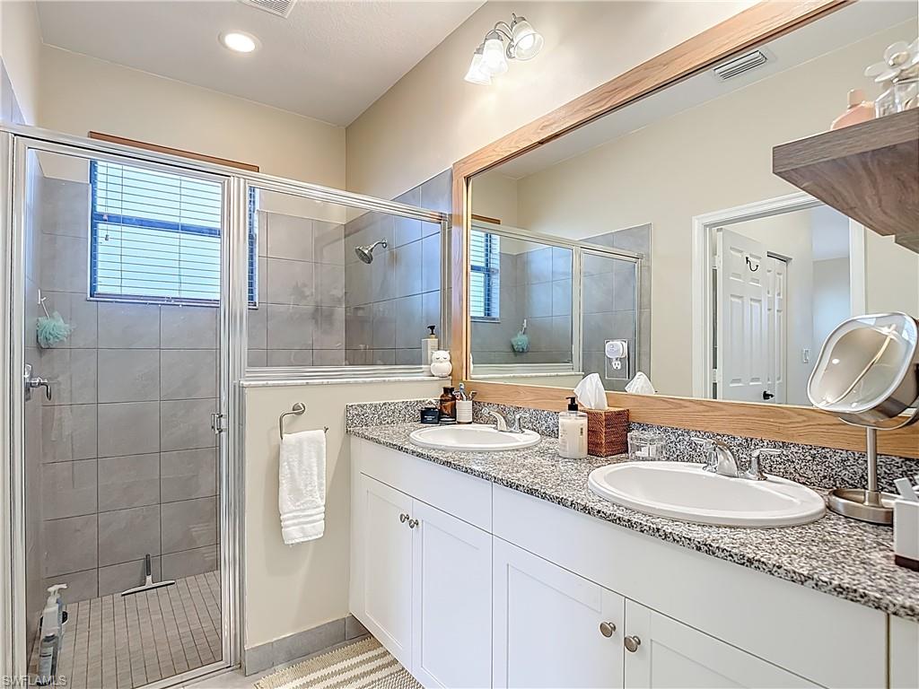 MAPLE RIDGE - Residential Lease