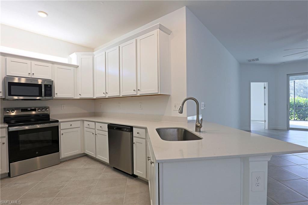 IBIS LANDING - Residential Lease