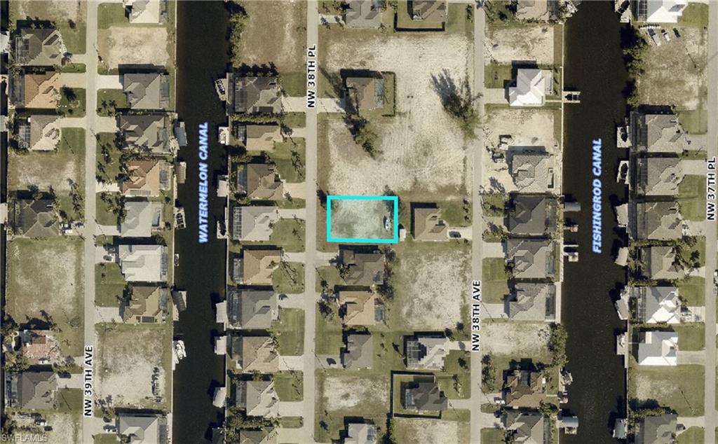CAPE CORAL - Land