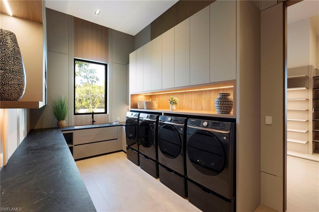 PINE RIDGE - Residential