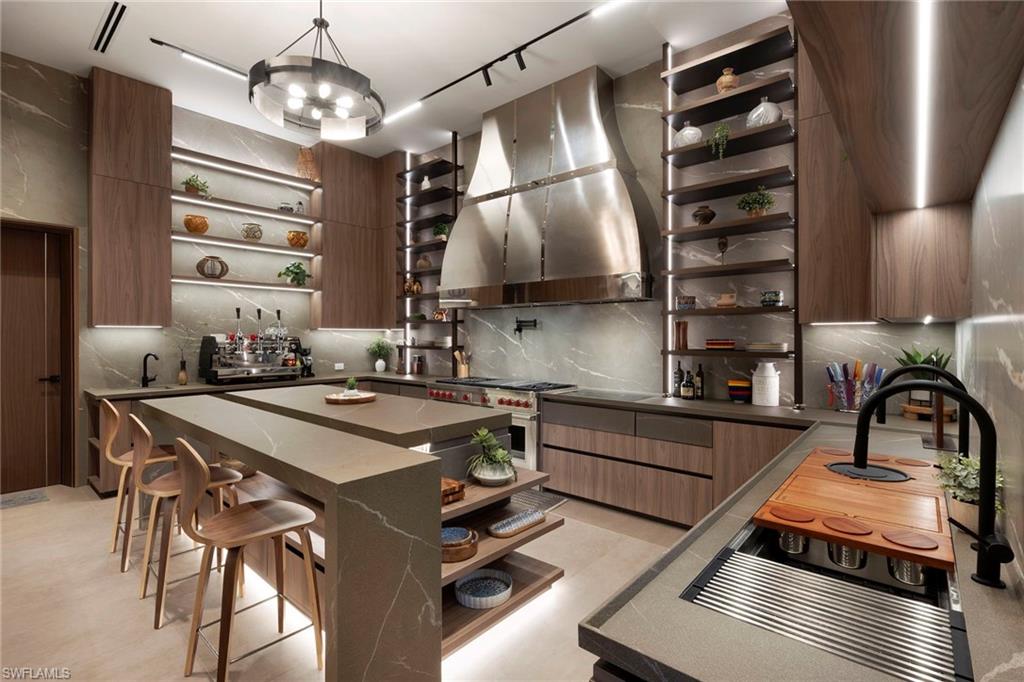 PINE RIDGE - Residential