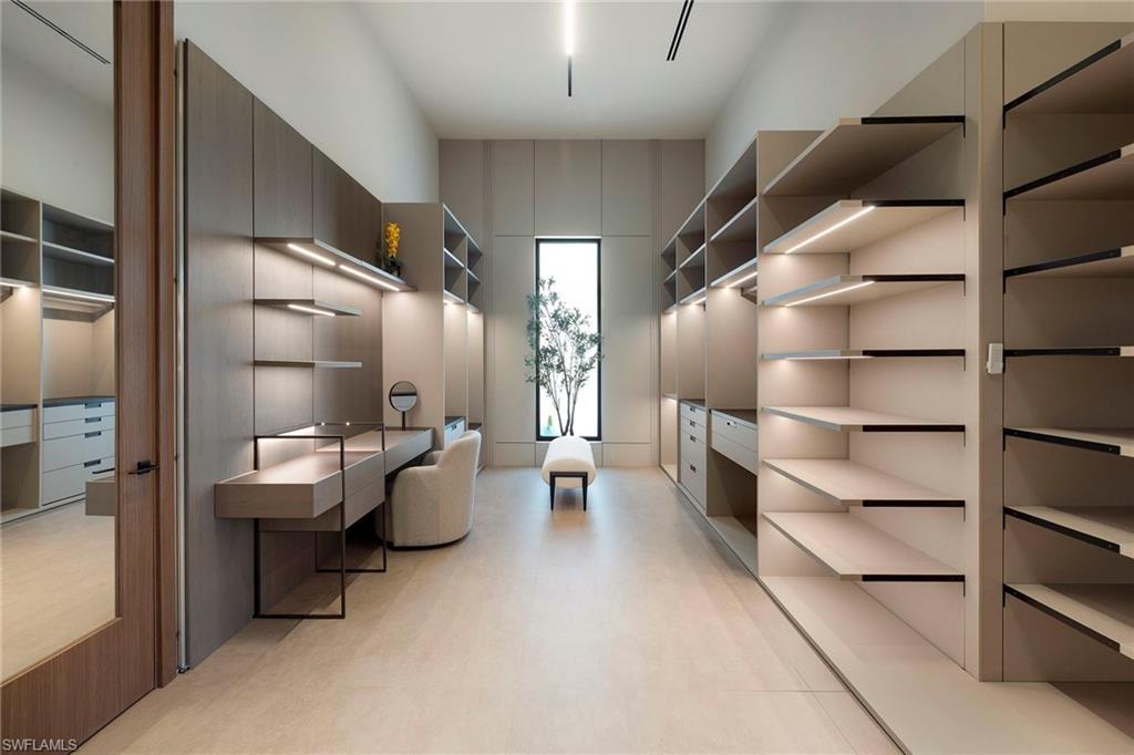 PINE RIDGE - Residential