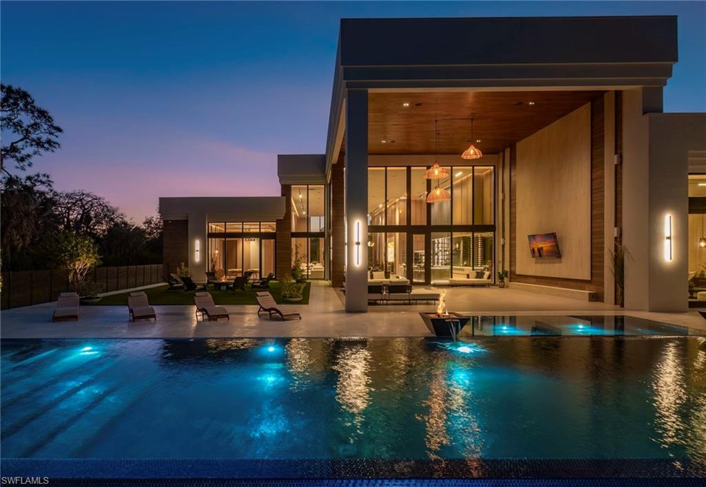 PINE RIDGE - Residential