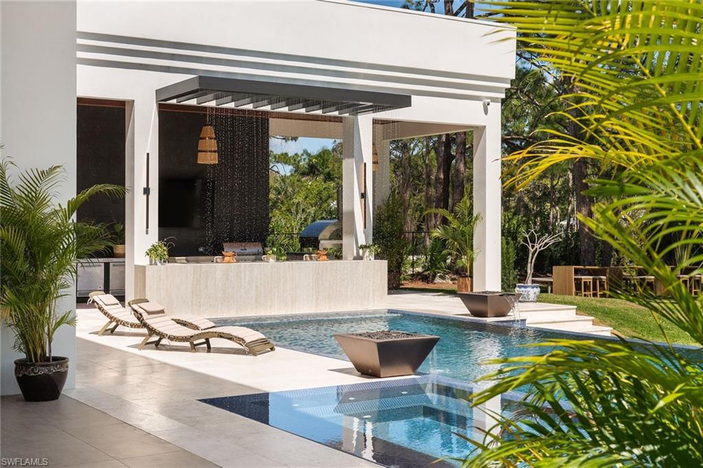 PINE RIDGE - Residential