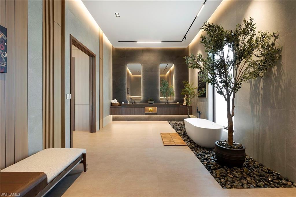 PINE RIDGE - Residential