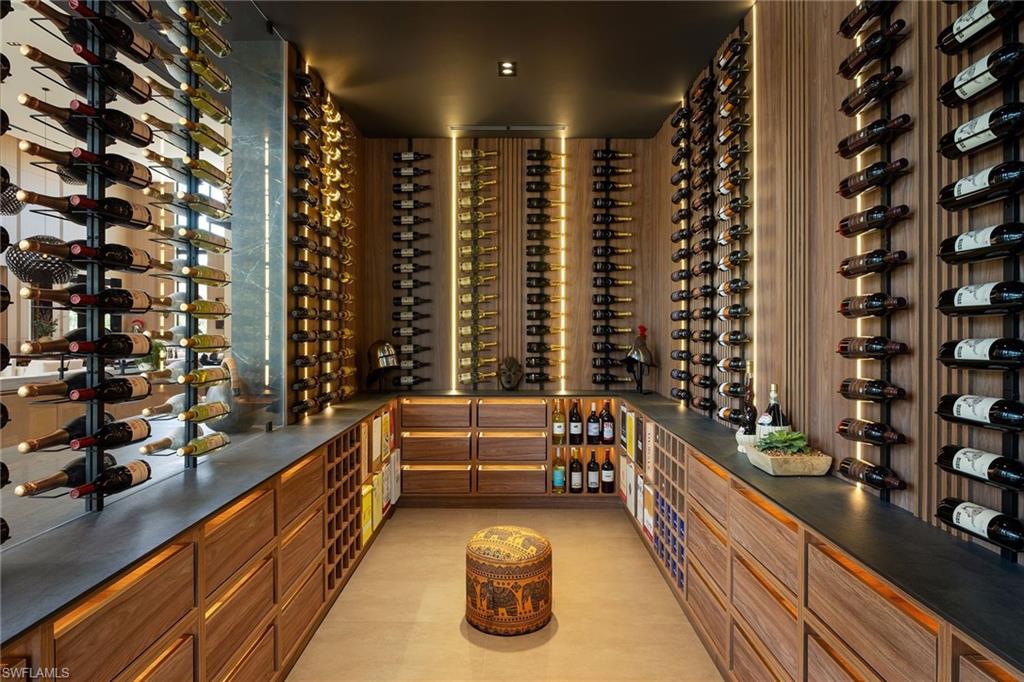 PINE RIDGE - Residential