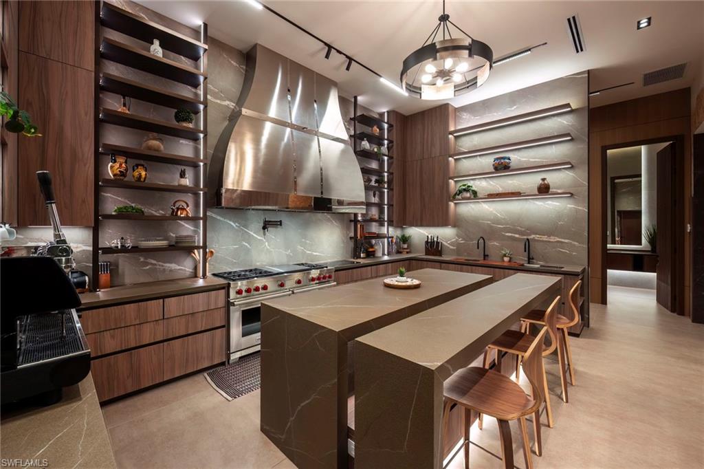 PINE RIDGE - Residential