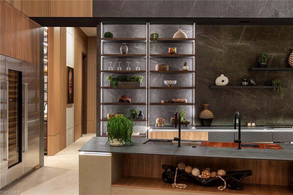 PINE RIDGE - Residential