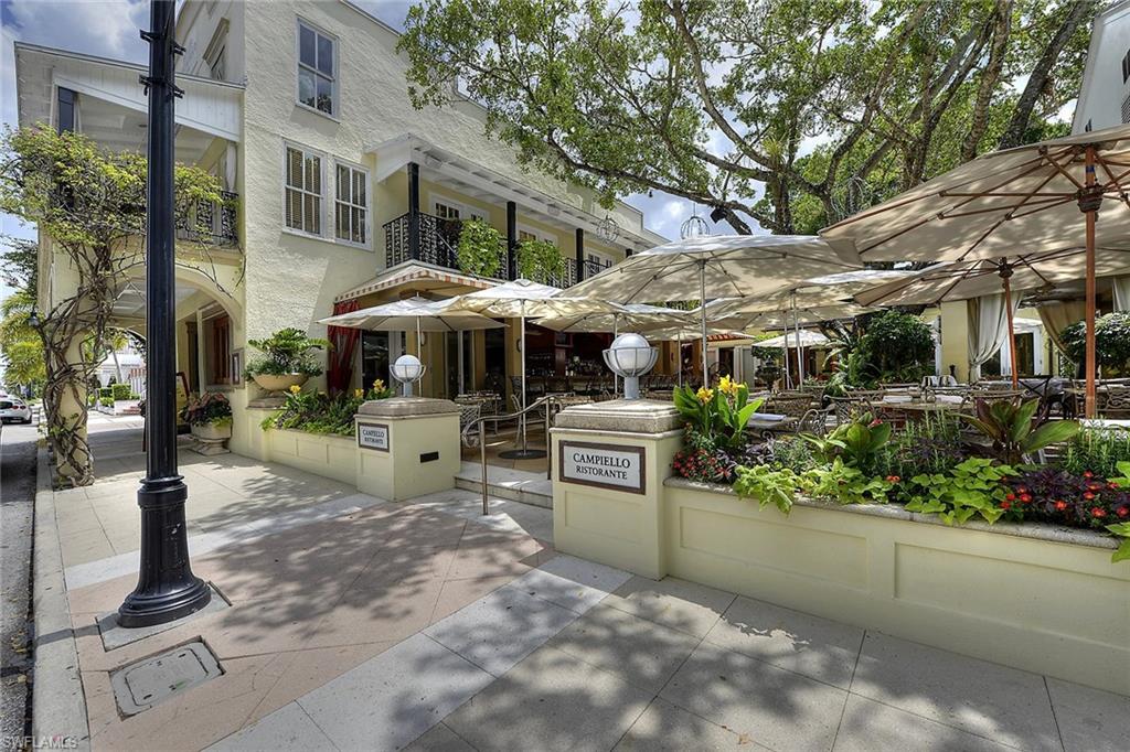 LAURENTIANS - Residential