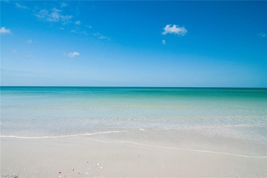 LAURENTIANS - Residential