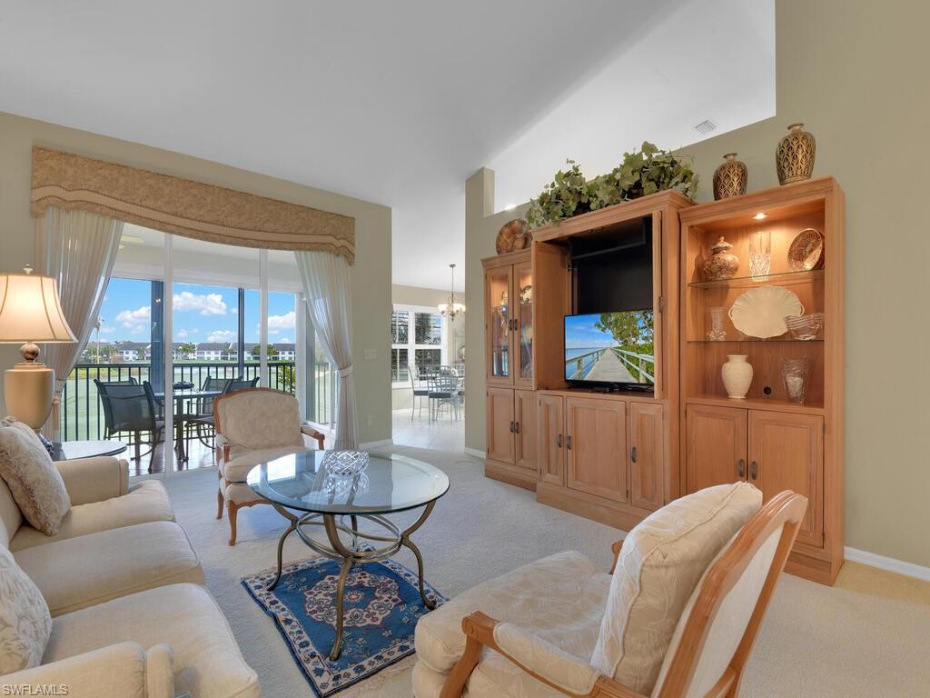 CLUBSIDE - Residential