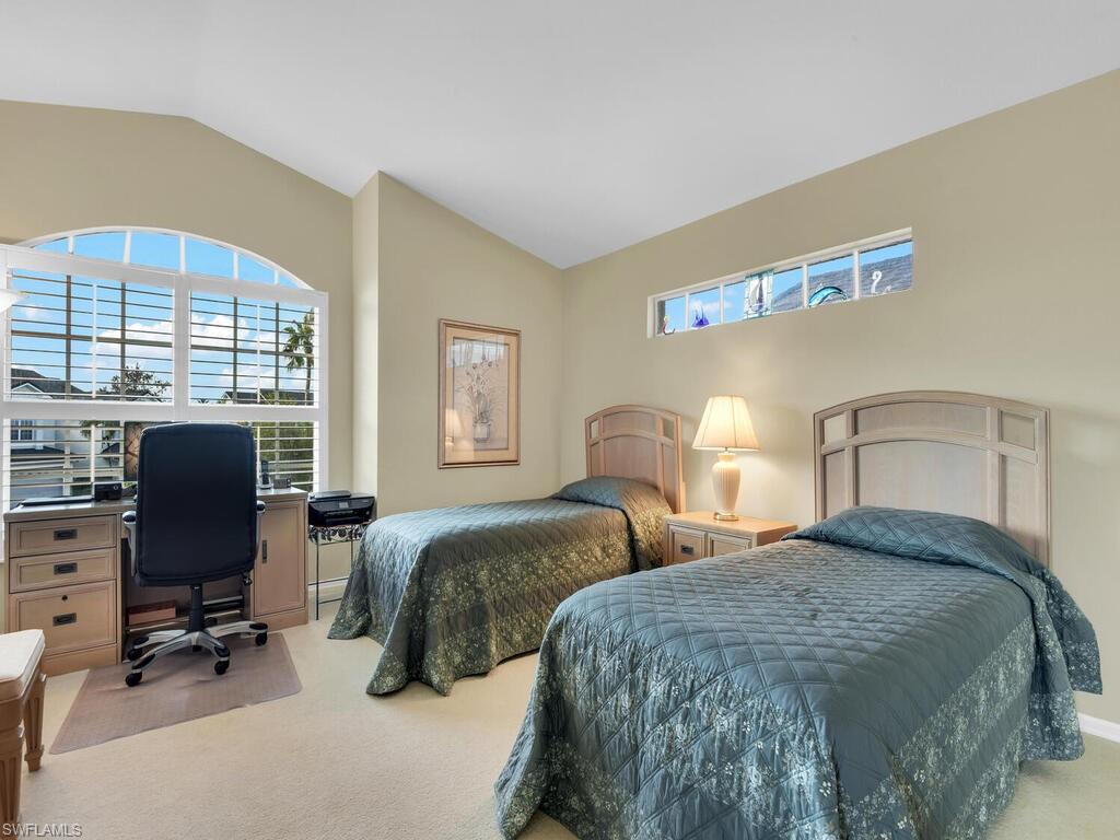 CLUBSIDE - Residential