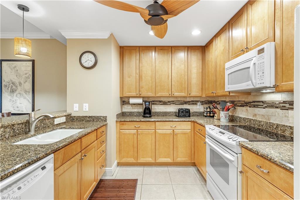 CAPE HARBOUR - Residential