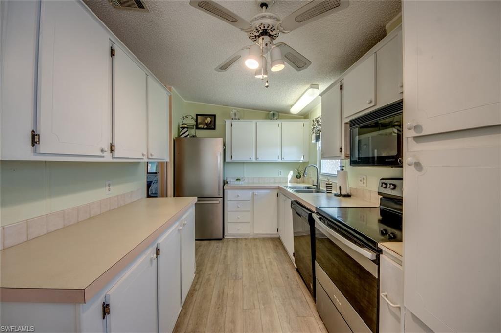 PINE ISLAND COVE - Residential