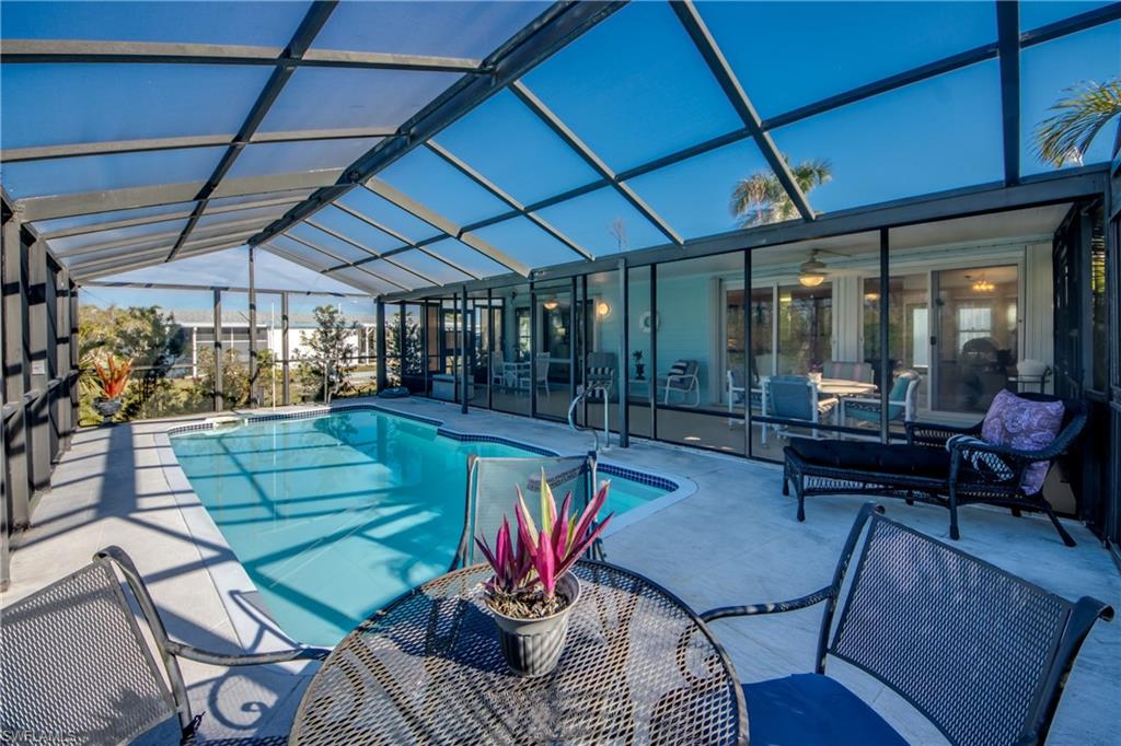 PINE ISLAND COVE - Residential