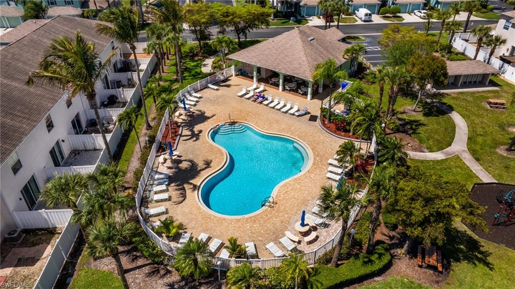 FOREST LAKE TOWNHOMES - Residential