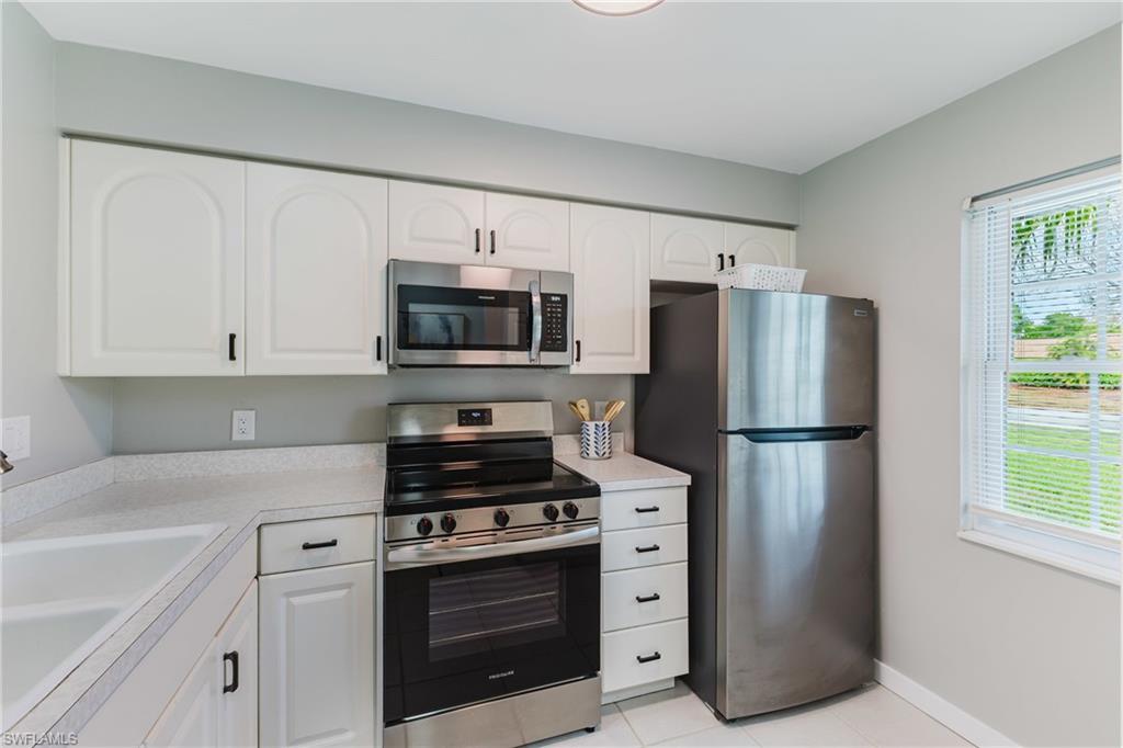 SOUTH POINTE VILLAS CONDO - Residential