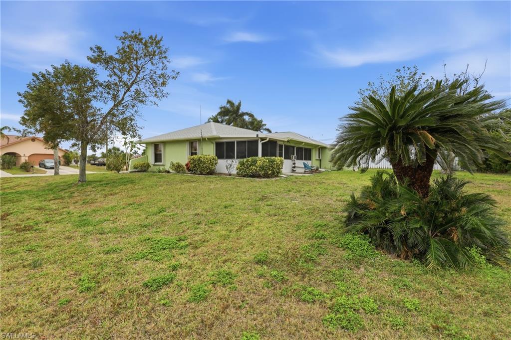 CAPE CORAL - Residential