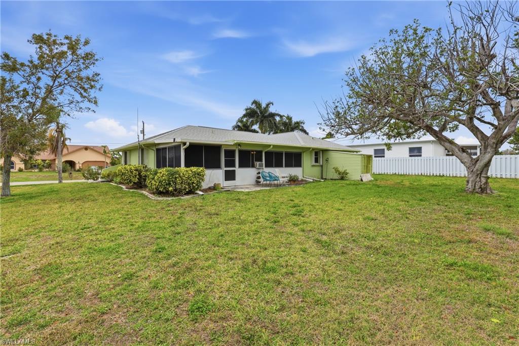 CAPE CORAL - Residential