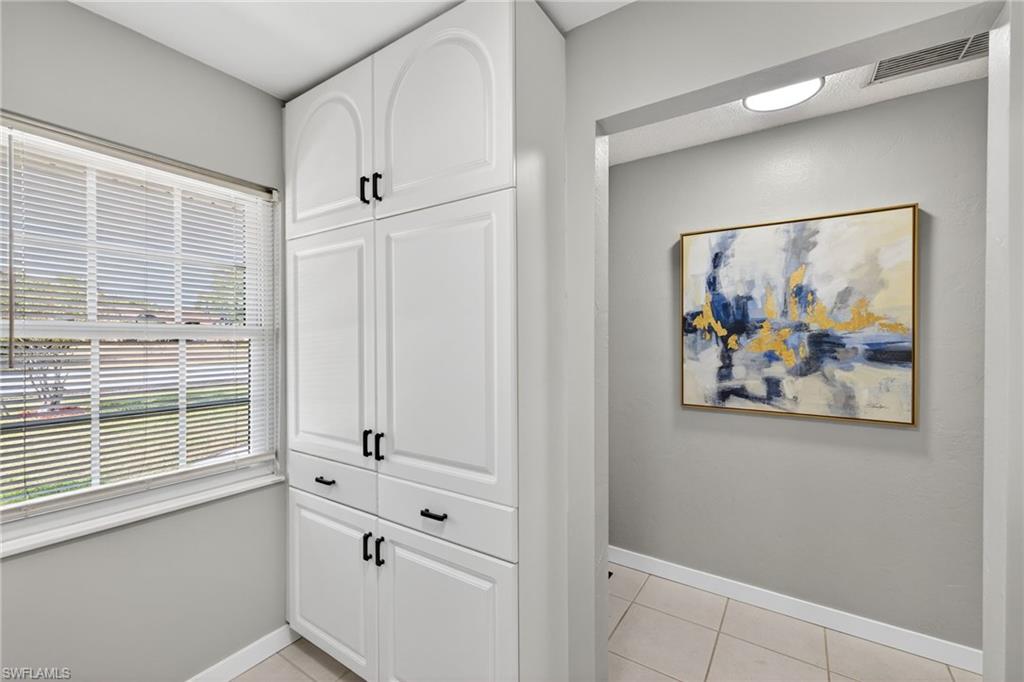 SOUTH POINTE VILLAS CONDO - Residential