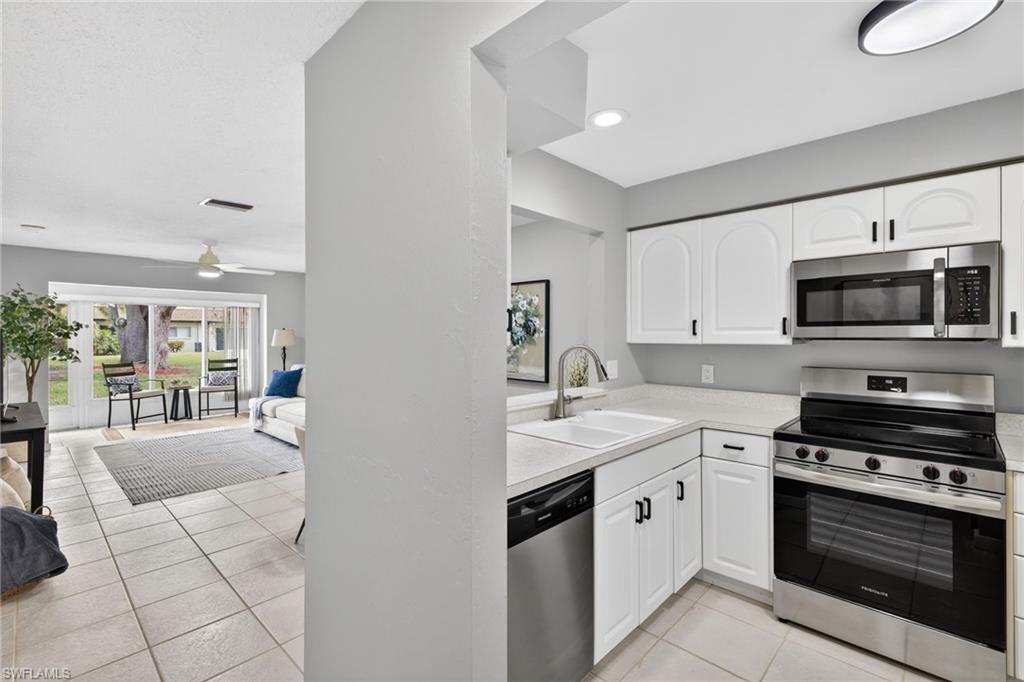 SOUTH POINTE VILLAS CONDO - Residential