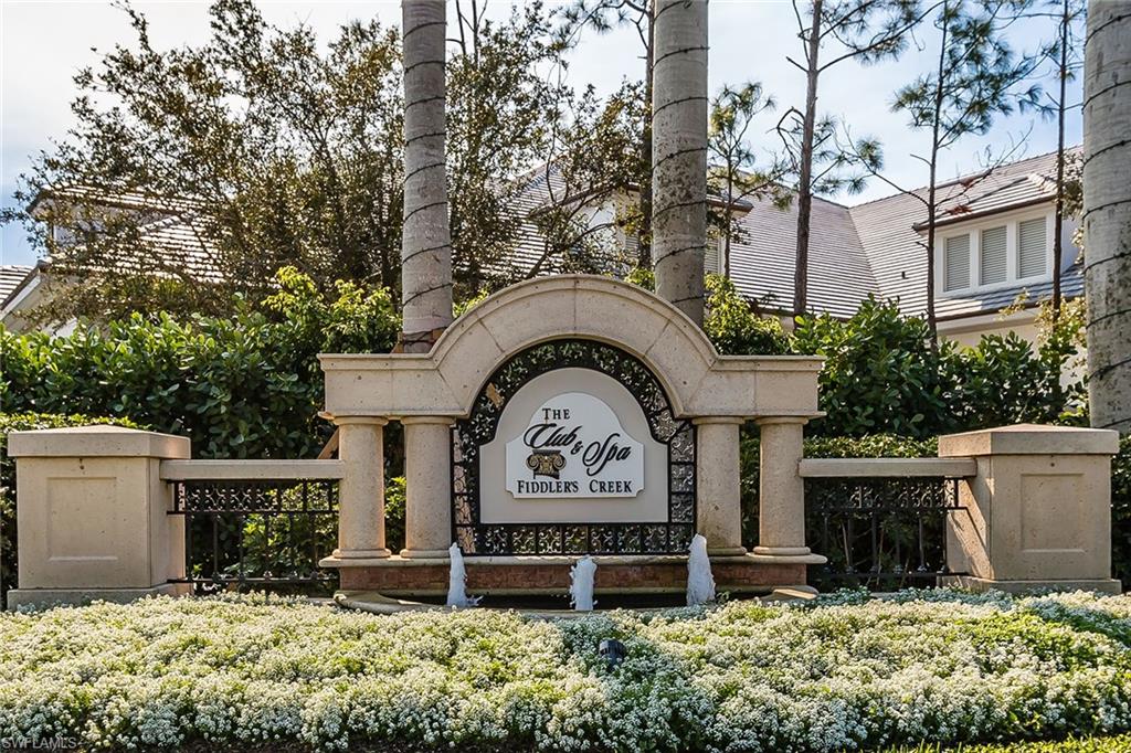 DEER CROSSING - Residential