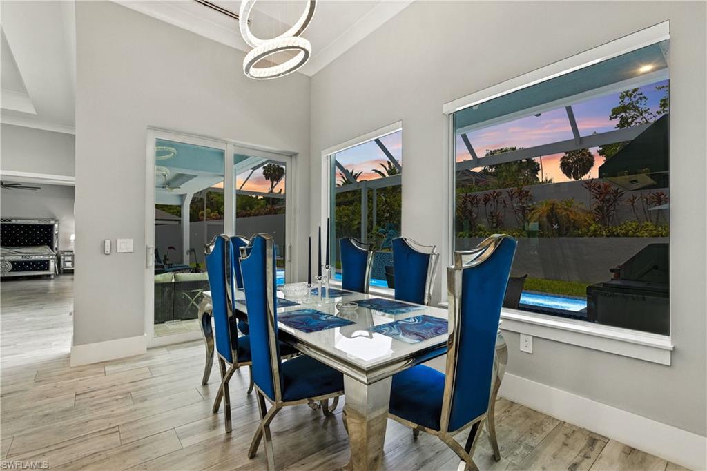 ESTATES - Residential