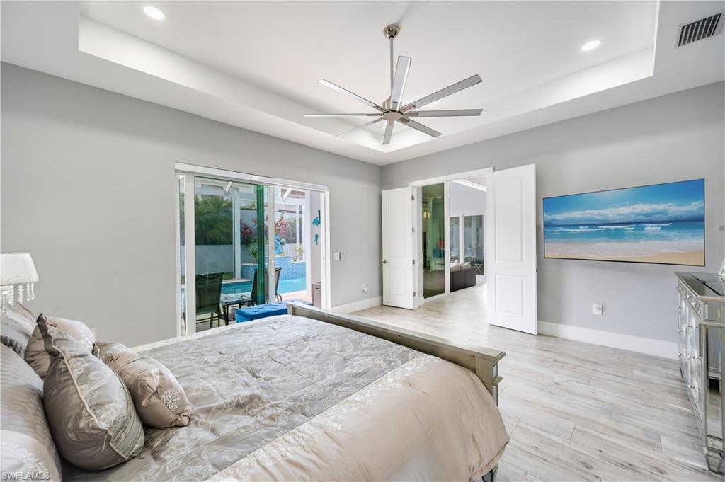 ESTATES - Residential