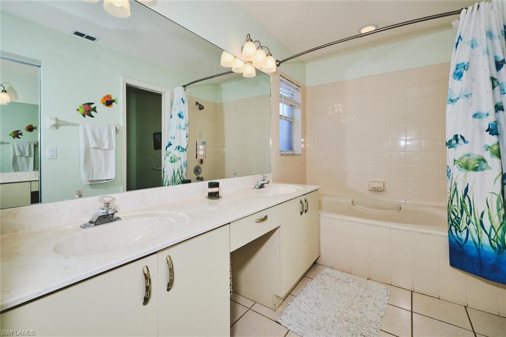 PALM ISLE - Residential