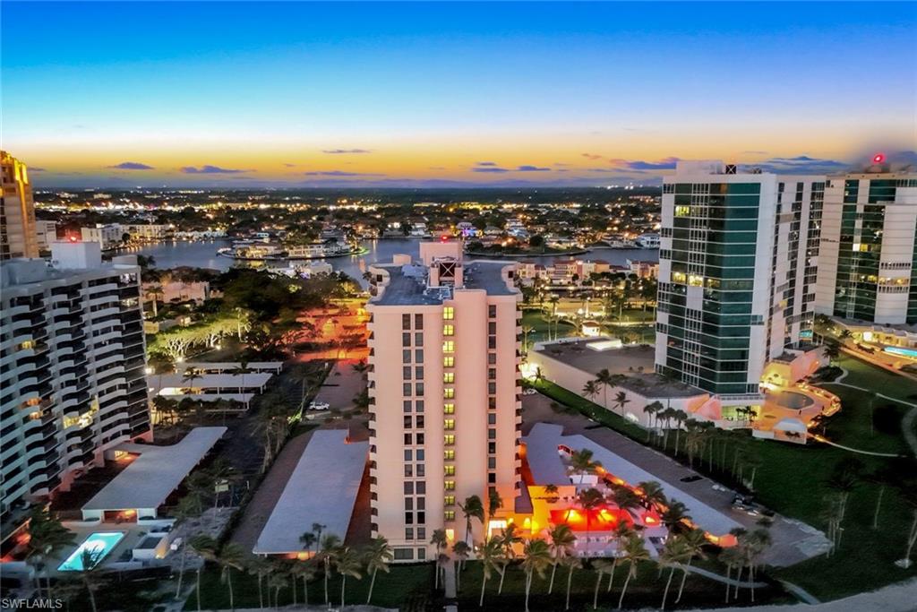 4001 Gulf Shore BLVD N 902