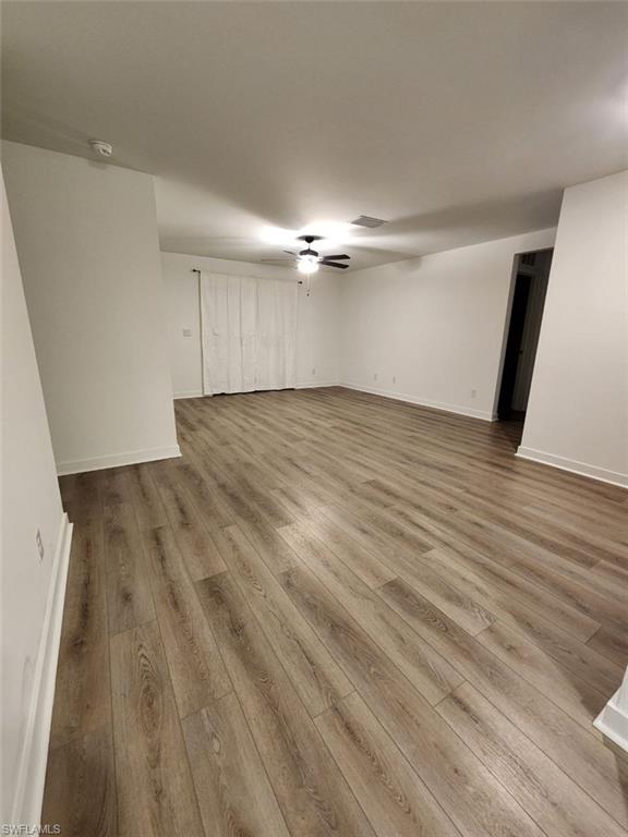 MIRROR LAKES - Residential Lease