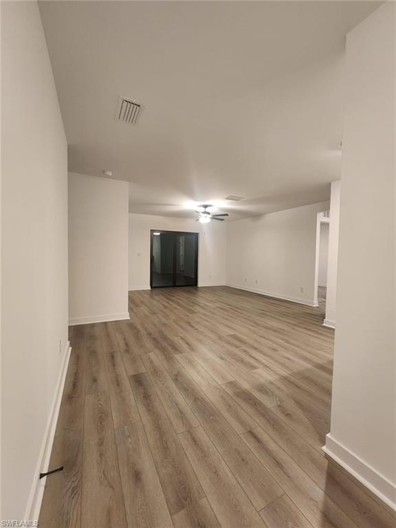 MIRROR LAKES - Residential Lease