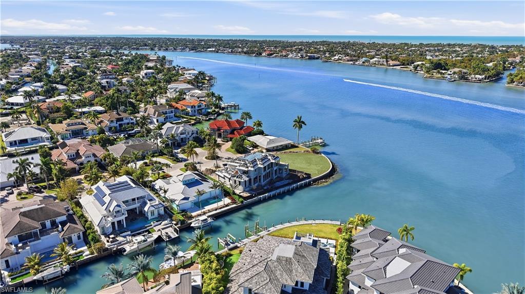 ROYAL HARBOR - Residential