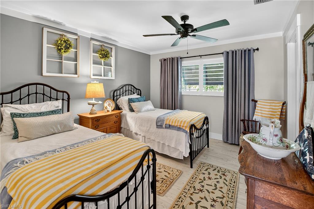 ISLES OF CAPRI - Residential