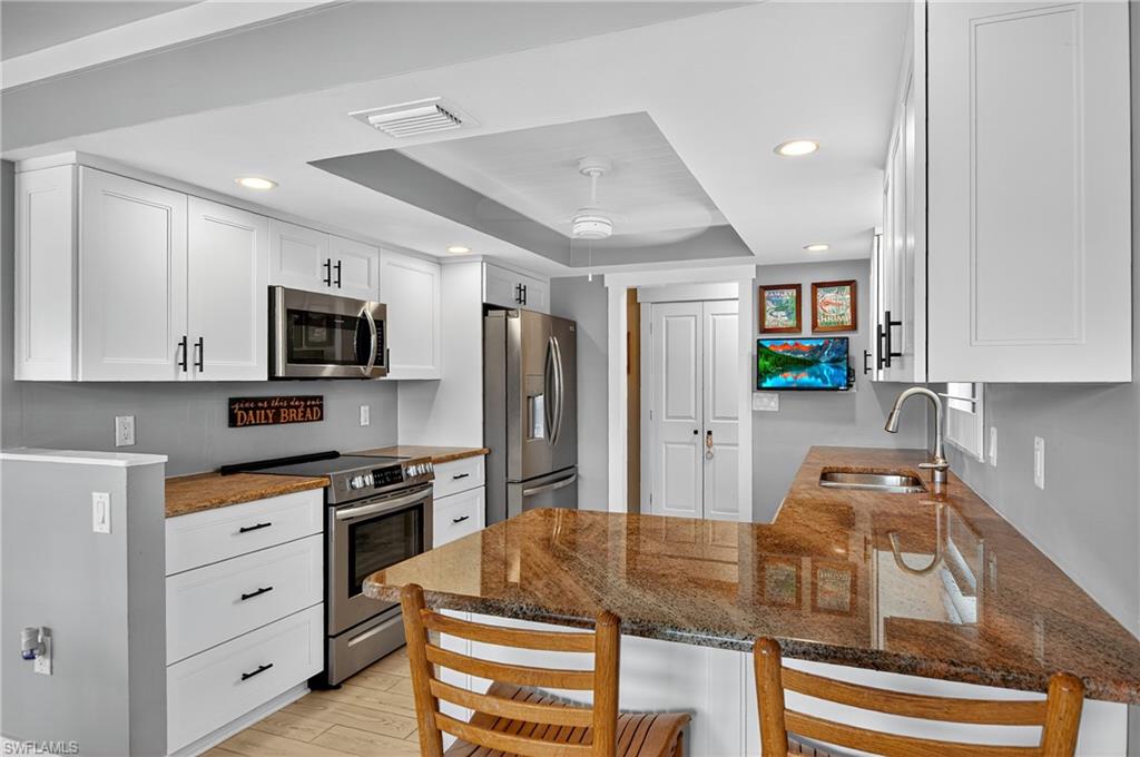 ISLES OF CAPRI - Residential