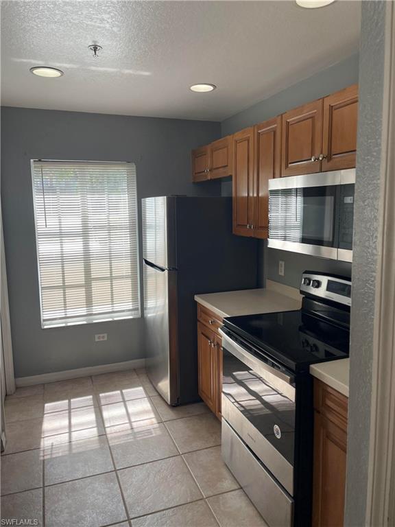 VILLAGE OF STONEYBROOK - Residential Lease